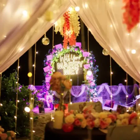 beachside-candlelight-proposal-at-uttan-beach