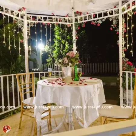 Victoria’s Cabana Dining