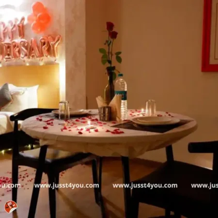 Room Candlelight Dinner