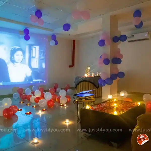 Private Cinema Lovers Date in Gurgaon