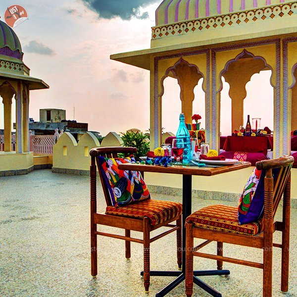 surprise-planner-jaipur-romantic-room-decor-stay.jpg