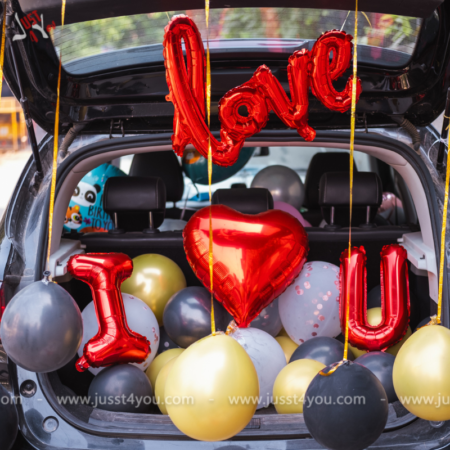 Romantic Proposal Car Dikki Decor