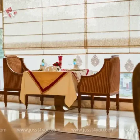 Royal Lunchdate in Central Delhi