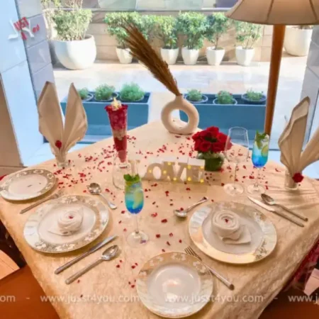 Royal Indoor Candlelight Dinner