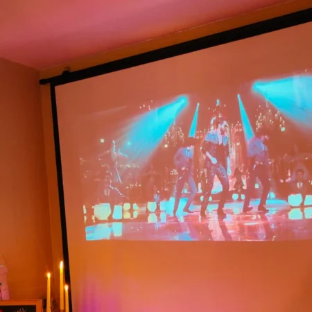 private-plunge-pool-movie-date