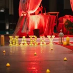 heart-backdrop-luxury-proposal-at-taj-vivanta