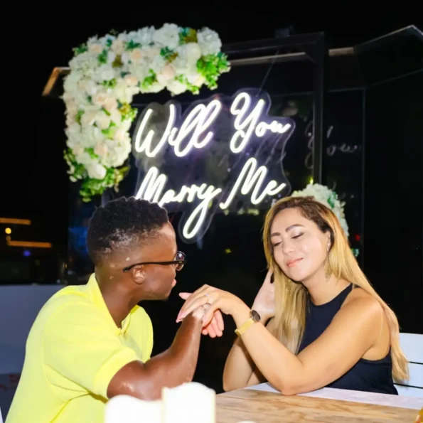 03 - Romantic Yacht Proposal in Dubai
