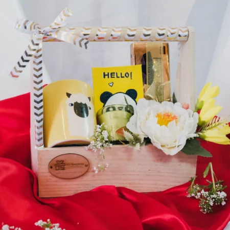 Giveaway Yellow Hamper