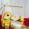 giveaway-yellow-hamper