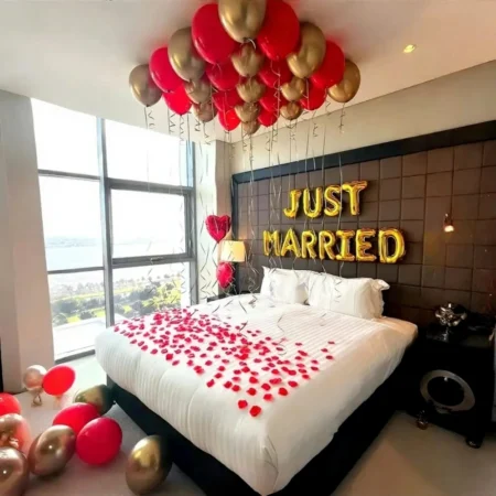 Elegant Just Married Bed Decor