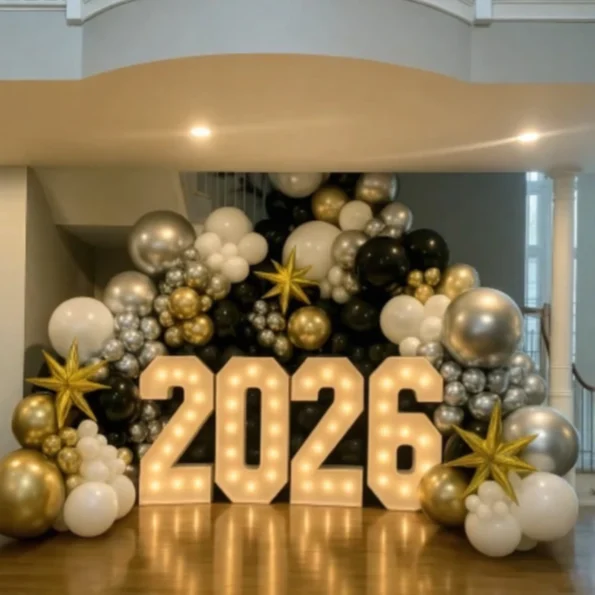 Grand LED Balloon Arch Décor