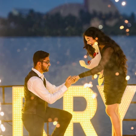 The lakeside Proposal in Kolkata