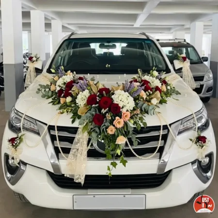 Fortuner Car Flower Decoration